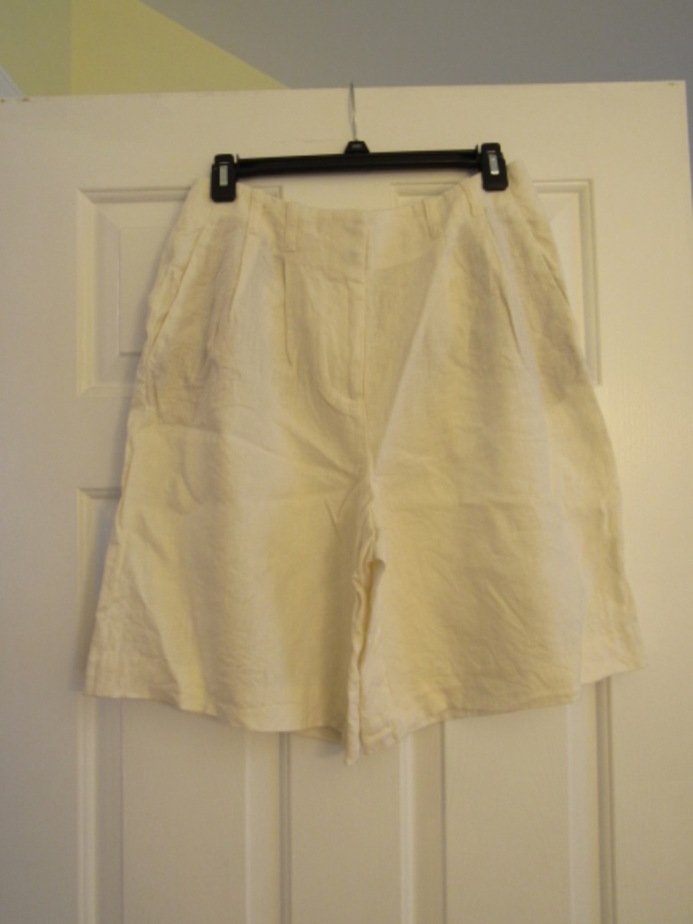 BODEN US Size 6 Ivory Linen High Rise Shorts